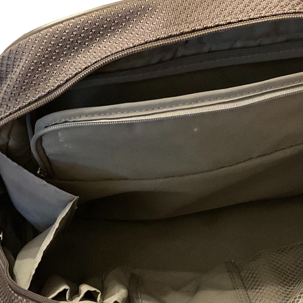 Samsonite Quality Multi Pocket Double Strap Padded Pocket Vintage Travel Bag! - Picture 9 of 9